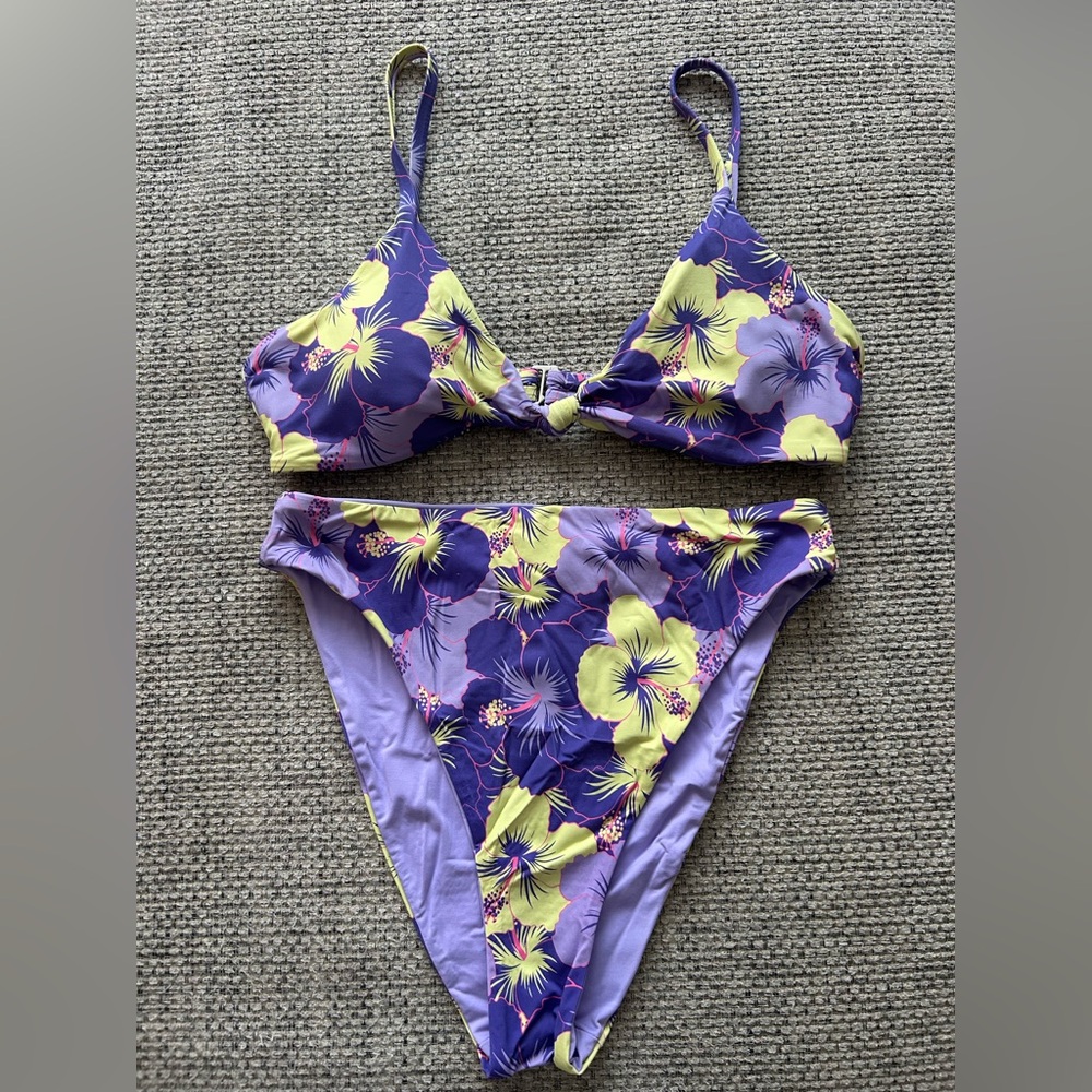 Dippin Daisy Bikini Set Size Small Zen Top Seashore Bottom